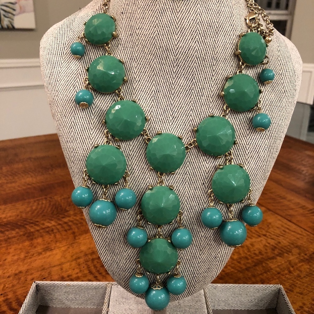 ⛱️🔥LOFT Bubbly Statement Necklace